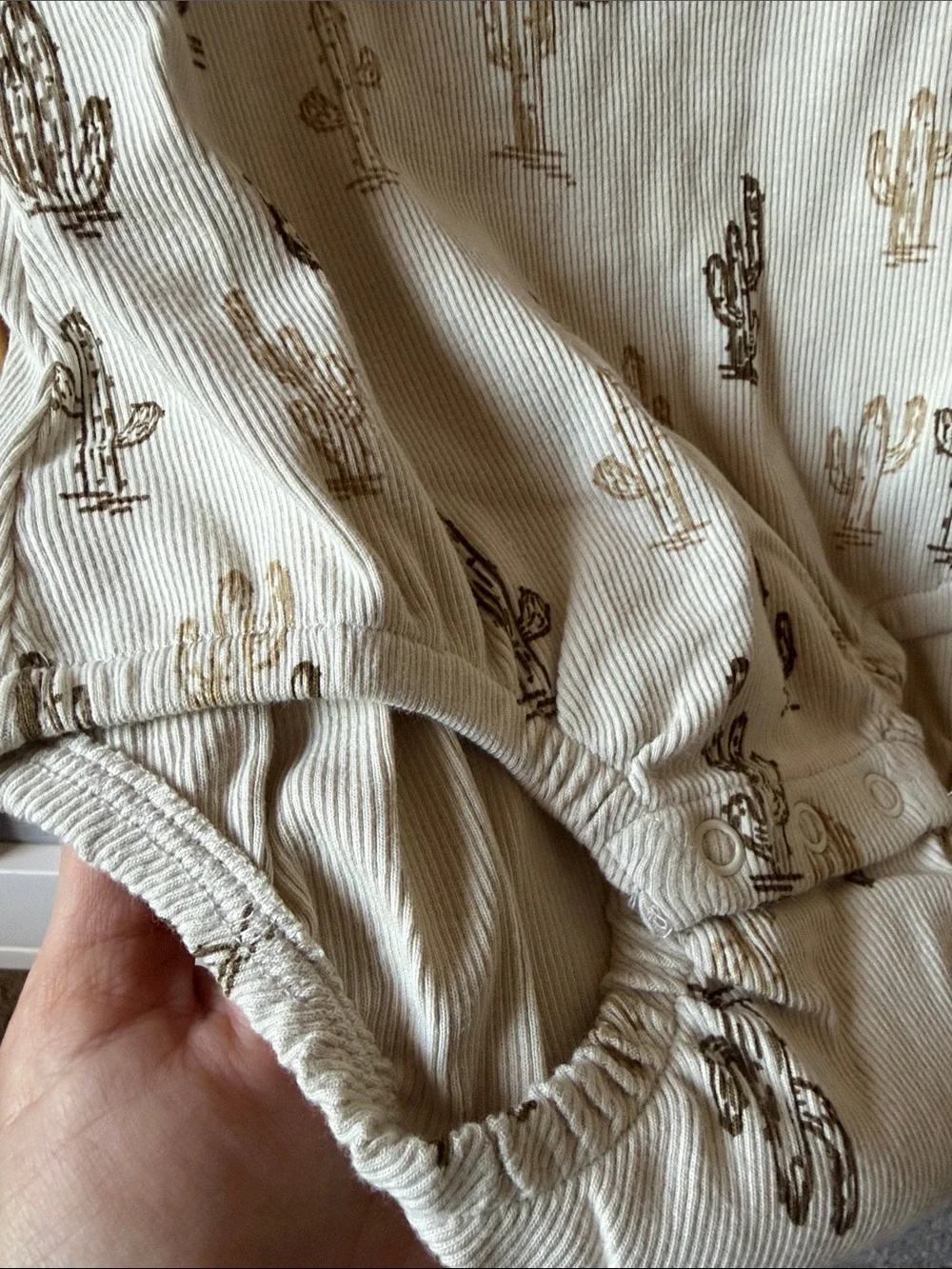 Makemake Organics Tan Cactus Print Baby Bubble Romper 6-12 Months NWT
